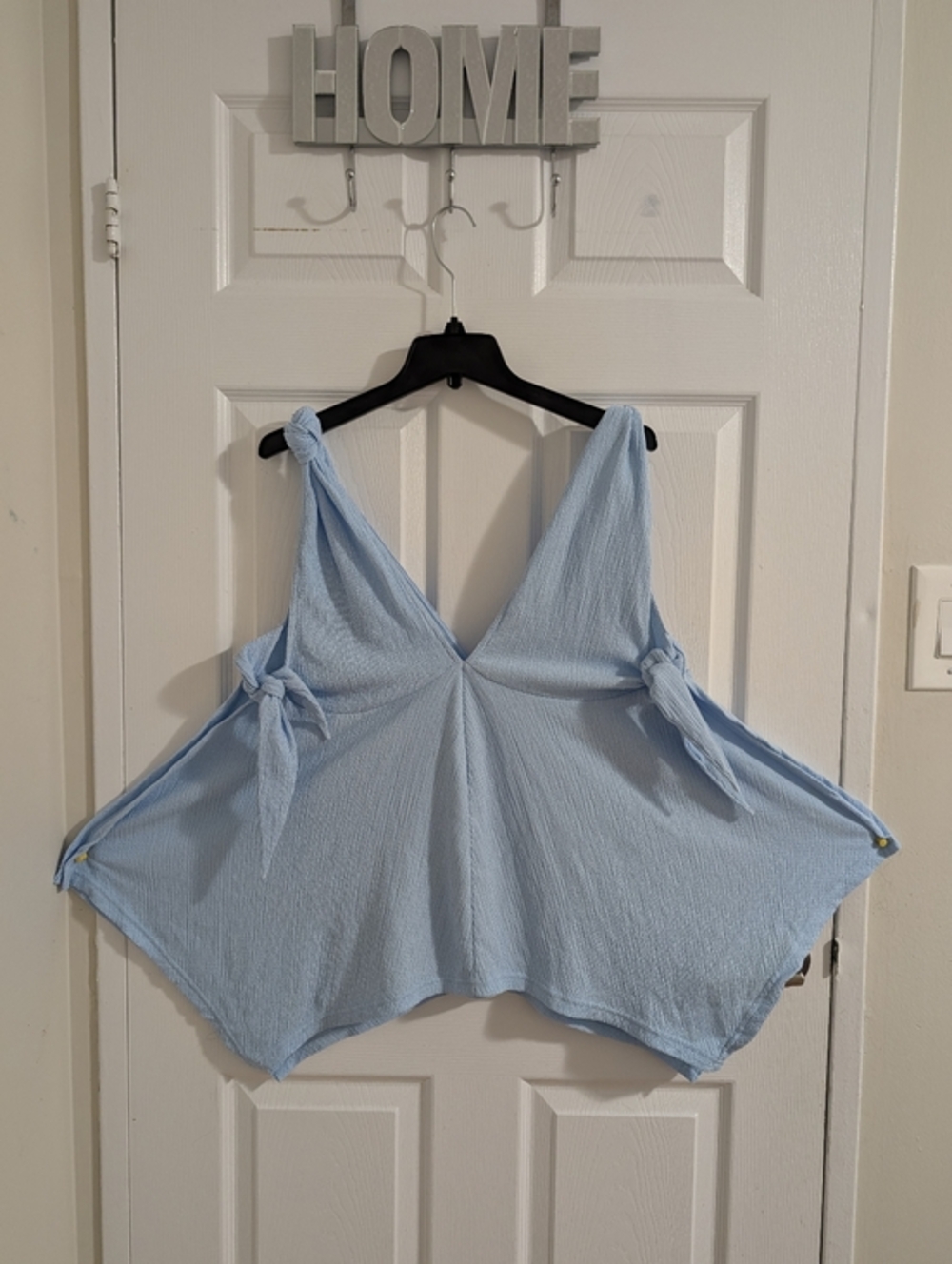 Free People  FP Beach Billowy, slightly oversized silhouette Coverups top - M